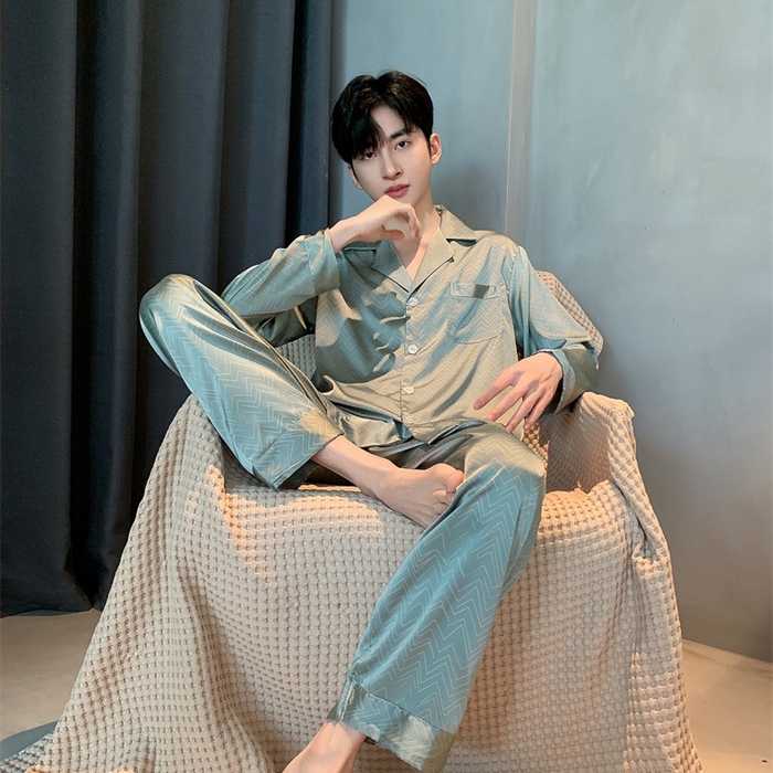 91家纺网 家纺一手货源 找家纺 （总）洛兰沙家居馆【只代发】【只代发】 2025新款男士冰丝高级感睡衣翻领男士宽松款休闲可外出夏季居家