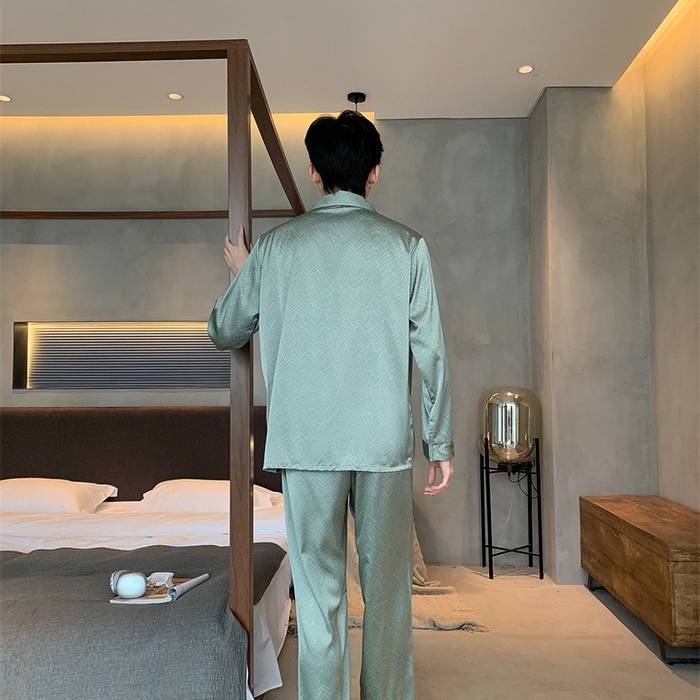 91家纺网 家纺一手货源 找家纺 （总）洛兰沙家居馆【只代发】【只代发】 2025新款男士冰丝高级感睡衣翻领男士宽松款休闲可外出夏季居家