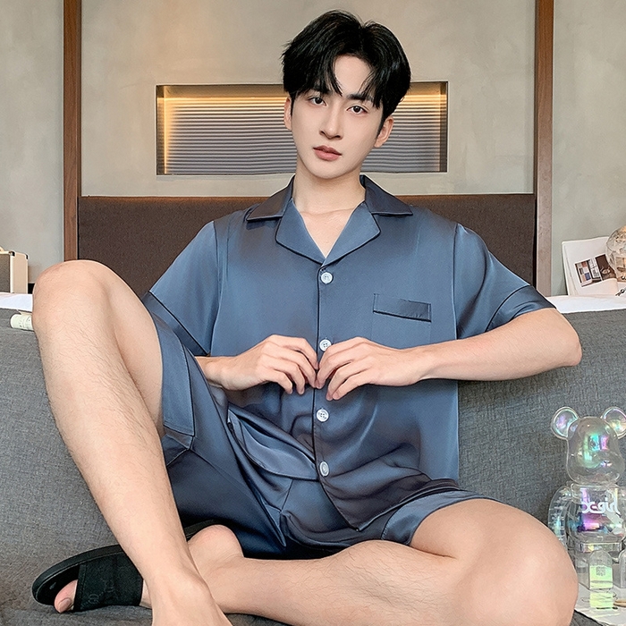 91家纺网 家纺一手货源 找家纺 （总）洛兰沙家居馆【只代发】【只代发】 2025新款男士冰丝高级感睡衣翻领男士宽松款休闲可外出夏季居家