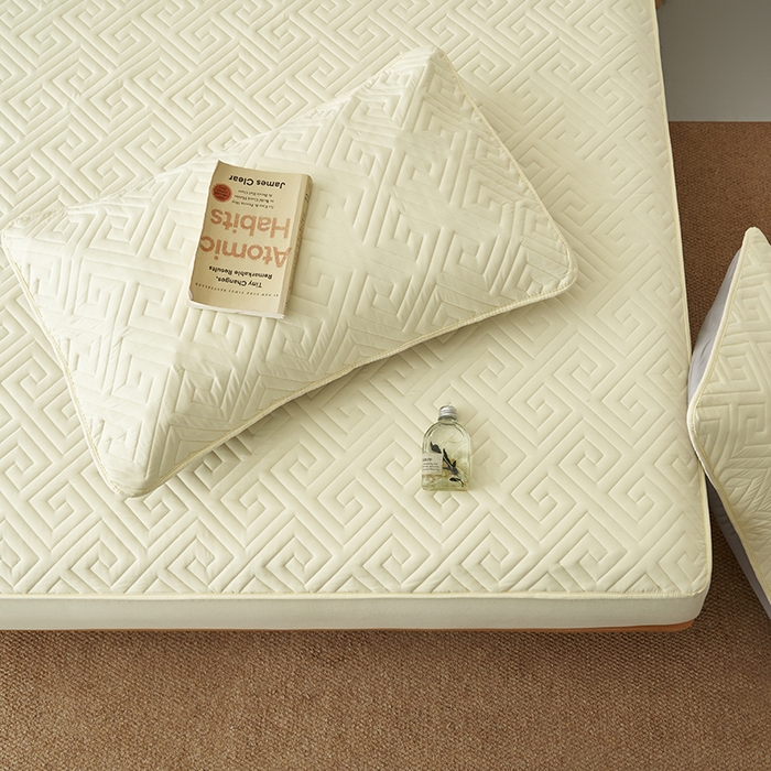 91家纺网 家纺一手货源 找家纺 鑫琪莱家纺 2026新款水洗棉绗绣夹棉床笠 夹棉床笠-柠檬黄