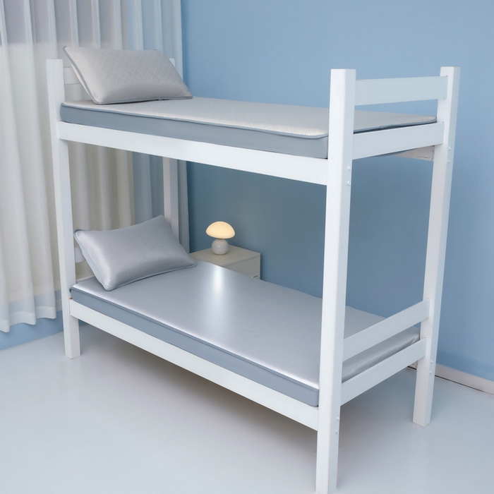 91家纺网 家纺一手货源 找家纺 （总）爱思凯家纺 2025新款【学生】三明治水洗高密冰丝席-芳华床笠凉席（场景二）