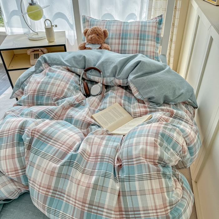 91家纺网 家纺一手货源 找家纺 鑫宇 2025新款磨毛130g加厚学生宿舍三件套床单床笠款学生上下铺六件套 彩绘格