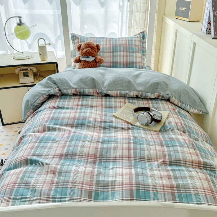 91家纺网 家纺一手货源 找家纺 鑫宇 2025新款磨毛130g加厚学生宿舍三件套床单床笠款学生上下铺六件套 彩绘格