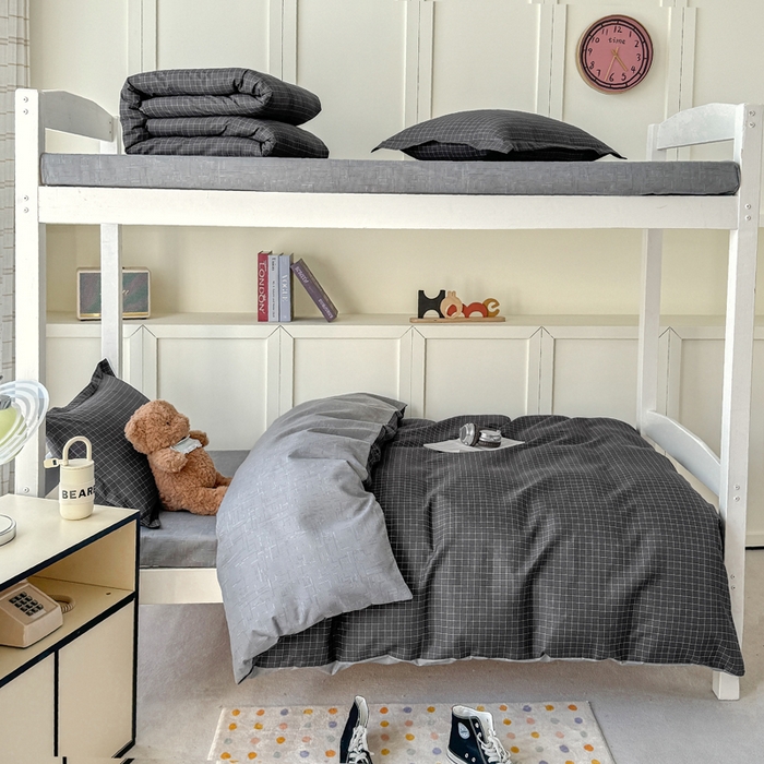 91家纺网 家纺一手货源 找家纺 鑫宇 2025新款磨毛130g加厚学生宿舍三件套床单床笠款学生上下铺六件套 轨迹