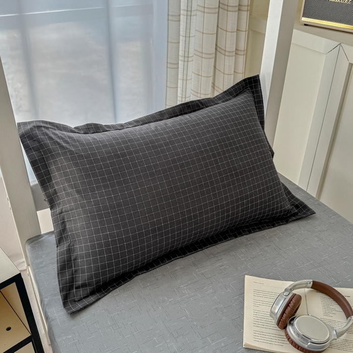 91家纺网 家纺一手货源 找家纺 鑫宇 2025新款磨毛130g加厚学生宿舍三件套床单床笠款学生上下铺六件套 轨迹