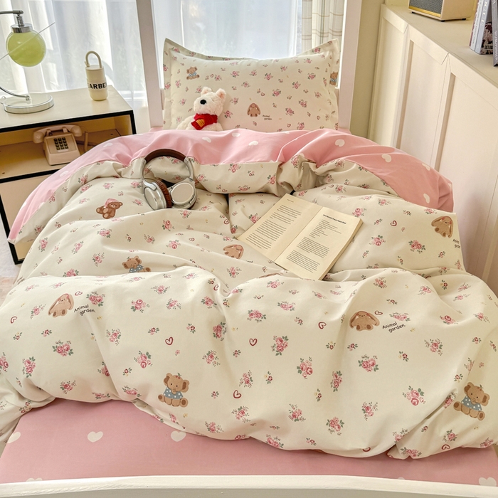 91家纺网 家纺一手货源 找家纺 鑫宇 2025新款磨毛130g加厚学生宿舍三件套床单床笠款学生上下铺六件套 花园熊宝