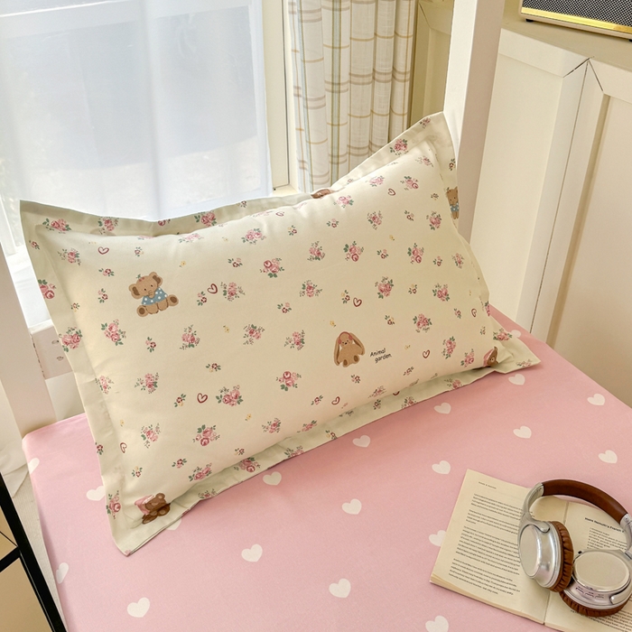 91家纺网 家纺一手货源 找家纺 鑫宇 2025新款磨毛130g加厚学生宿舍三件套床单床笠款学生上下铺六件套 花园熊宝