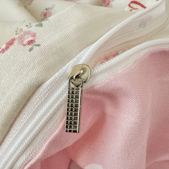 91家纺网 家纺一手货源 找家纺 鑫宇 2025新款磨毛130g加厚学生宿舍三件套床单床笠款学生上下铺六件套 花园熊宝