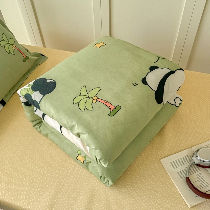 91家纺网 家纺一手货源 找家纺 鑫宇 2025新款磨毛130g加厚学生宿舍三件套床单床笠款学生上下铺六件套 活力熊猫