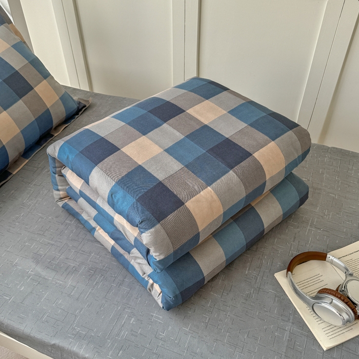 91家纺网 家纺一手货源 找家纺 鑫宇 2025新款磨毛130g加厚学生宿舍三件套床单床笠款学生上下铺六件套 千趣格