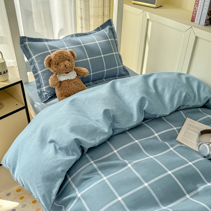 91家纺网 家纺一手货源 找家纺 鑫宇 2025新款磨毛130g加厚学生宿舍三件套床单床笠款学生上下铺六件套 时间格