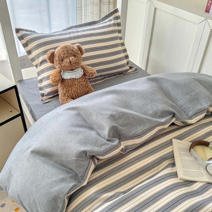 91家纺网 家纺一手货源 找家纺 鑫宇 2025新款磨毛130g加厚学生宿舍三件套床单床笠款学生上下铺六件套 维恩