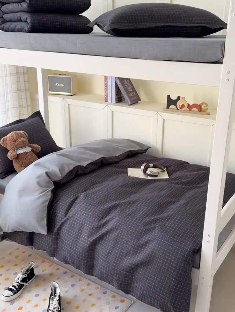 91家纺网 家纺一手货源 找家纺 鑫宇 2025新款磨毛130g加厚学生宿舍三件套床单床笠款学生上下铺六件套 轨迹