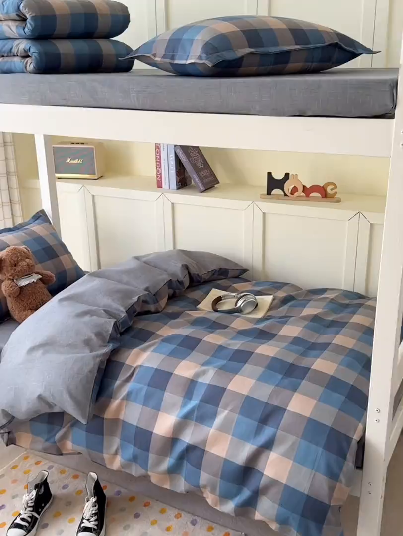 91家纺网 家纺一手货源 找家纺 鑫宇 2025新款磨毛130g加厚学生宿舍三件套床单床笠款学生上下铺六件套 千趣格