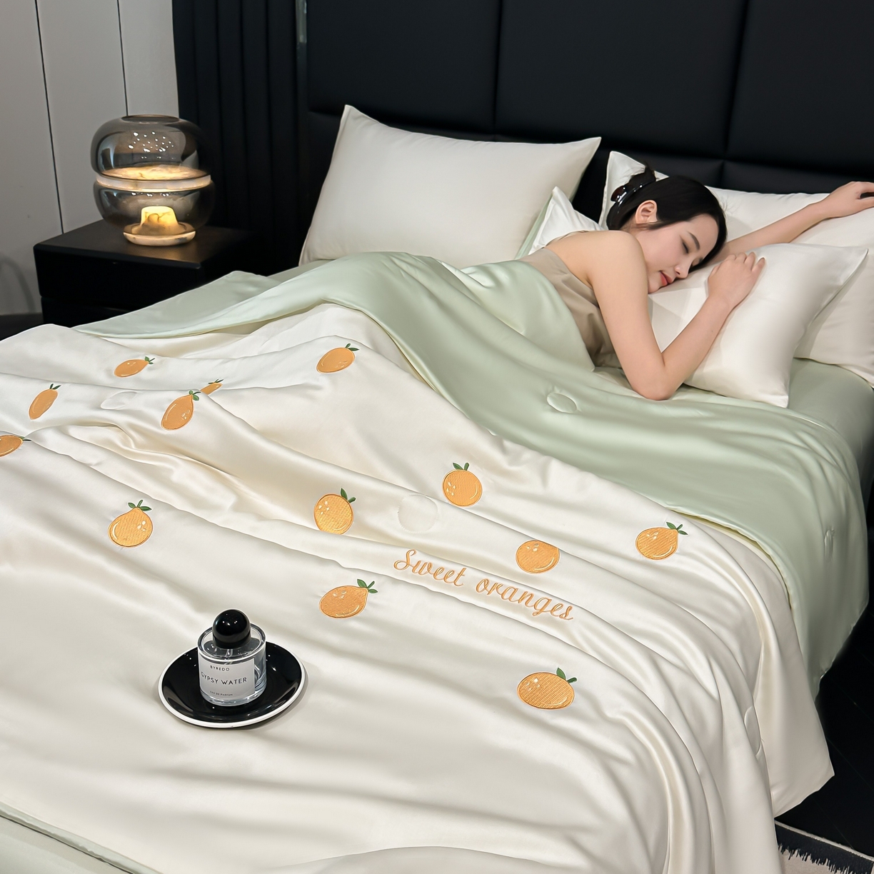 91家纺网 家纺一手货源 找家纺 利欧 2025新款水洗天丝满绣刺绣床单床笠款夏被四件套 砂糖橘-奶白绿