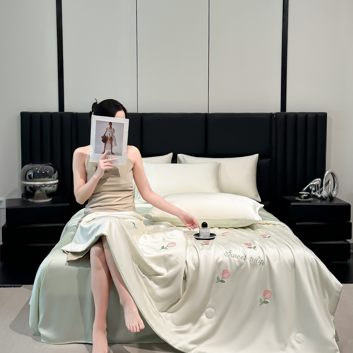 91家纺网 家纺一手货源 找家纺 利欧 2025新款水洗天丝满绣刺绣床单床笠款夏被四件套 郁金香-奶白绿