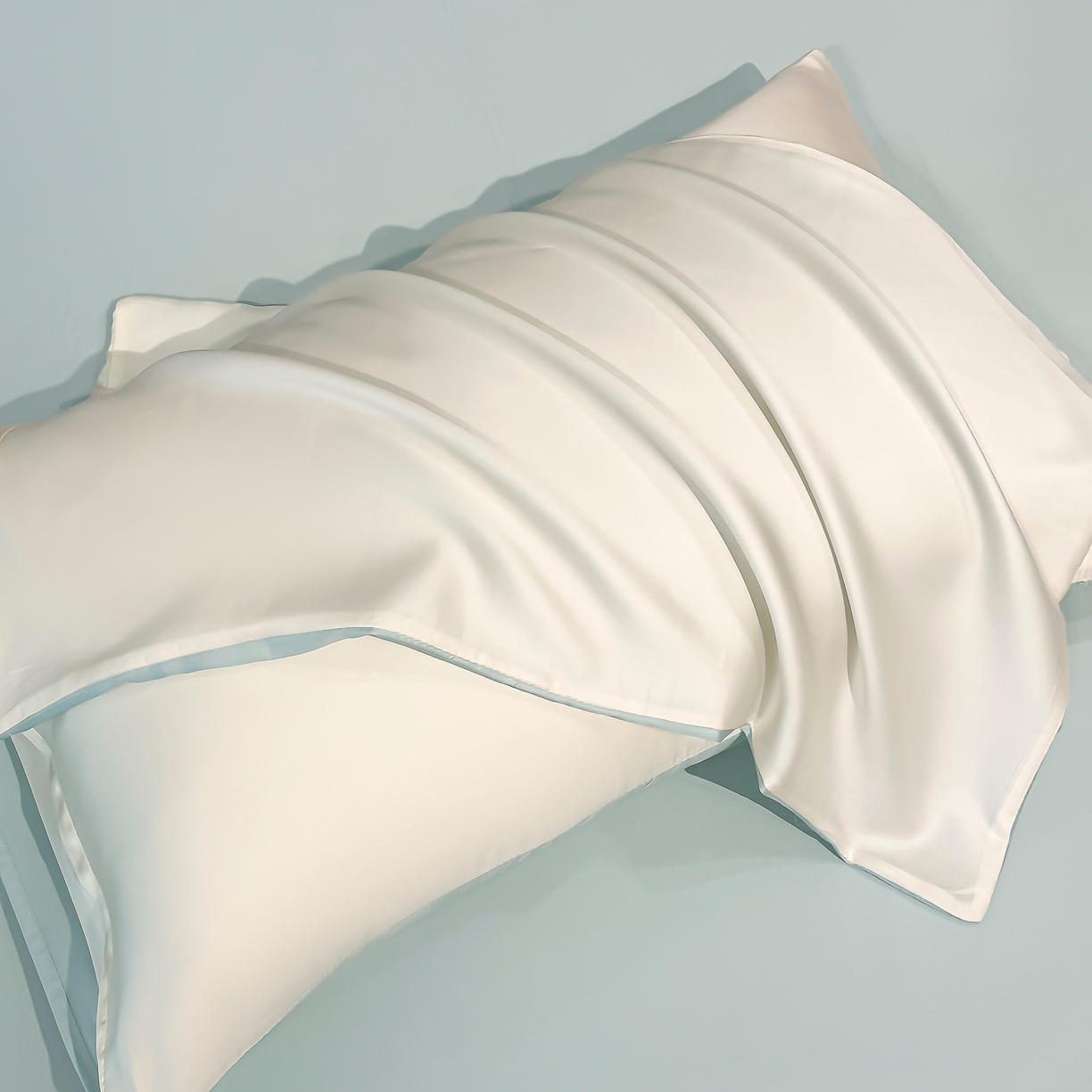 91家纺网 家纺一手货源 找家纺 利欧 2025新款水洗天丝满绣刺绣床单床笠款夏被四件套 太阳花-奶白蓝