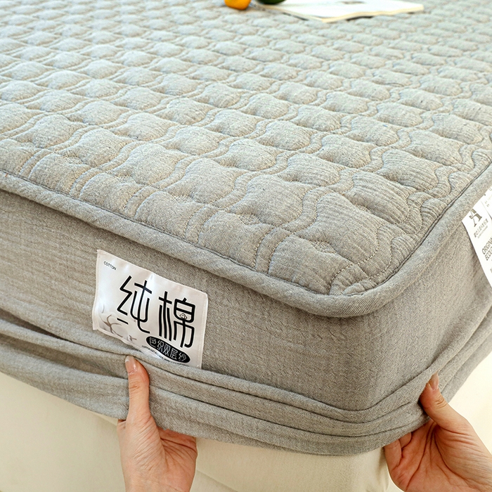 91家纺网 家纺一手货源 找家纺 豪选家纺 2025新款A类抗菌高支高密纯棉色织正宗双层纱夹棉床笠 晨雾灰