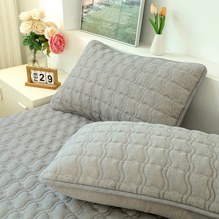 91家纺网 家纺一手货源 找家纺 豪选家纺 2025新款A类抗菌高支高密纯棉色织正宗双层纱夹棉床笠 晨雾灰