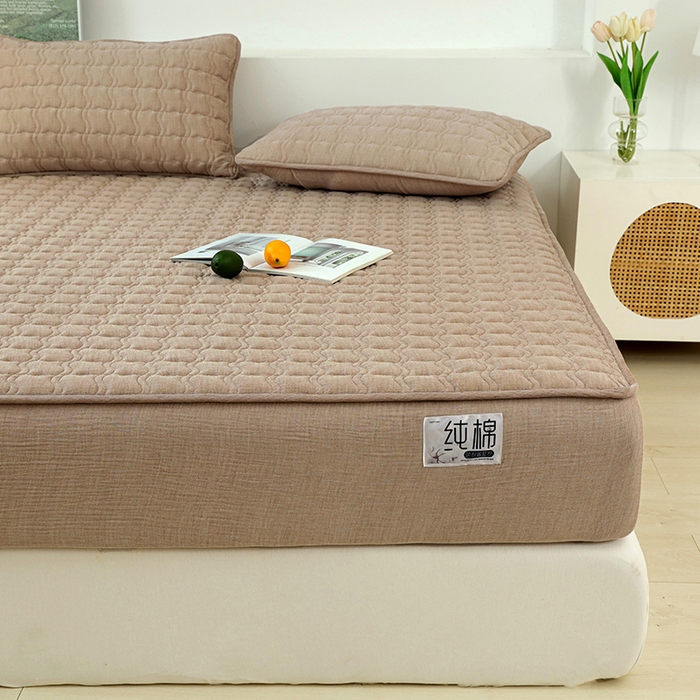 91家纺网 家纺一手货源 找家纺 豪选家纺 2025新款A类抗菌高支高密纯棉色织正宗双层纱夹棉床笠 慕斯咖