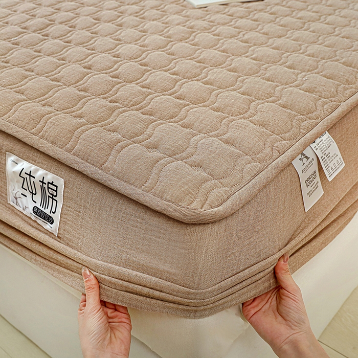 91家纺网 家纺一手货源 找家纺 豪选家纺 2025新款A类抗菌高支高密纯棉色织正宗双层纱夹棉床笠 慕斯咖