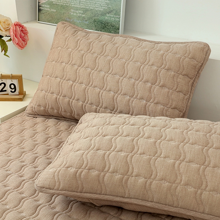 91家纺网 家纺一手货源 找家纺 豪选家纺 2025新款A类抗菌高支高密纯棉色织正宗双层纱夹棉床笠 慕斯咖