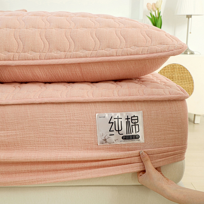 91家纺网 家纺一手货源 找家纺 豪选家纺 2025新款A类抗菌高支高密纯棉色织正宗双层纱夹棉床笠 蔷薇粉