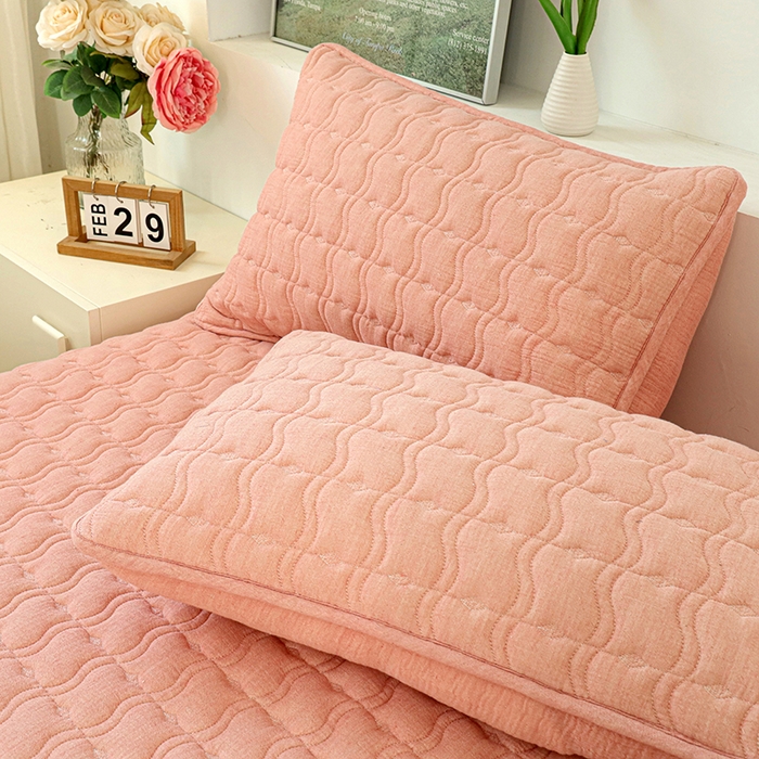 91家纺网 家纺一手货源 找家纺 豪选家纺 2025新款A类抗菌高支高密纯棉色织正宗双层纱夹棉床笠 蔷薇粉