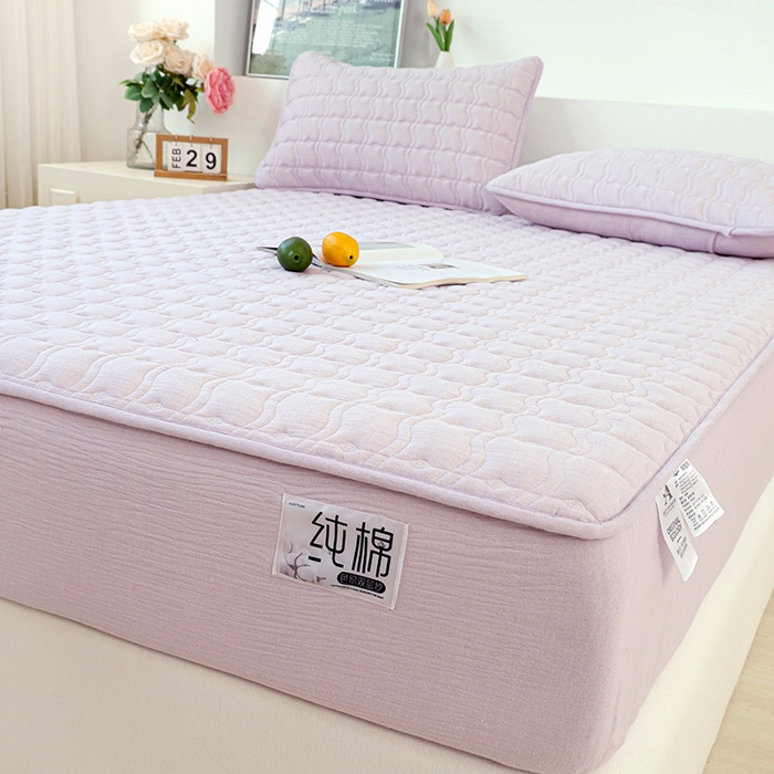 91家纺网 家纺一手货源 找家纺 豪选家纺 2025新款A类抗菌高支高密纯棉色织正宗双层纱夹棉床笠 薰衣紫