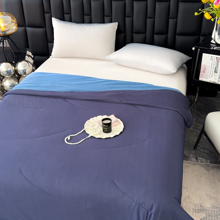 91家纺网 家纺一手货源 找家纺 星巴k家纺 2025新款亚朵同款凉感丝夏被夏凉被空调被自在眠自然醒 夏夜深蓝