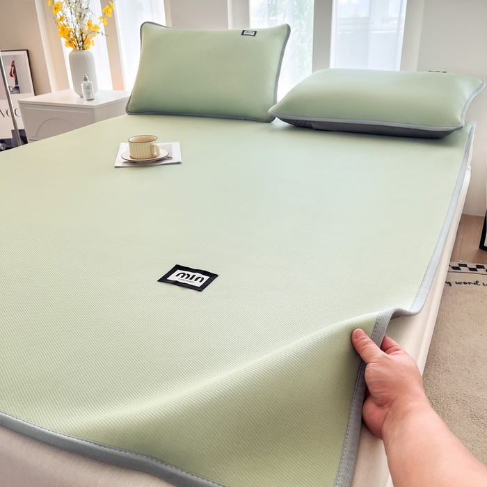 91家纺网 家纺一手货源 找家纺 子曰 2025新款A类高分子PE小清新凉感席系列-床垫款 小清新-绿