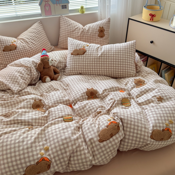 91家纺网 家纺一手货源 找家纺 如意朵 2025新款全棉双层纱小清新绣花四件套（专版花型） 卡皮聚会