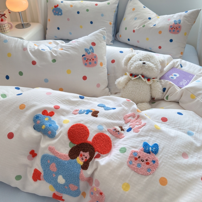 91家纺网 家纺一手货源 找家纺 如意朵 2025新款全棉双层纱小清新绣花四件套（专版花型） 快乐女孩