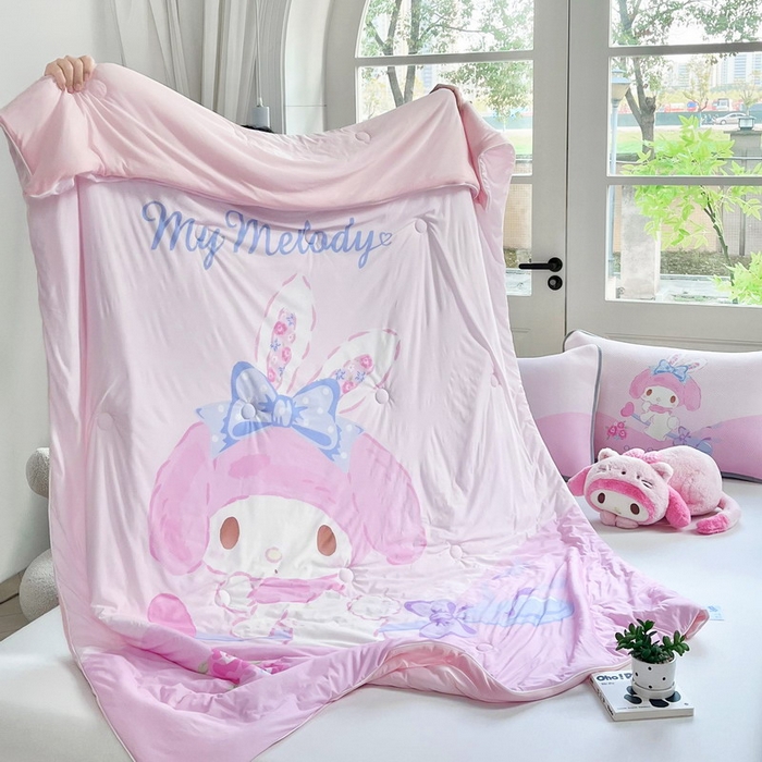 91家纺网 家纺一手货源 找家纺 蘭菲家纺 2025新款三丽鸥卡通印花夏被 去约会