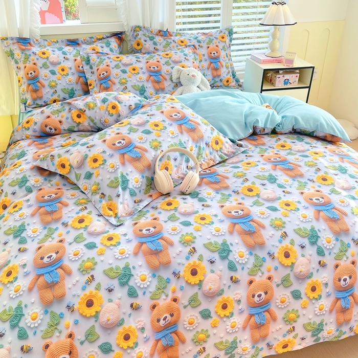 91家纺网 家纺一手货源 找家纺 恋之语 2025新款数码印花四件套卡通款 小熊向日葵