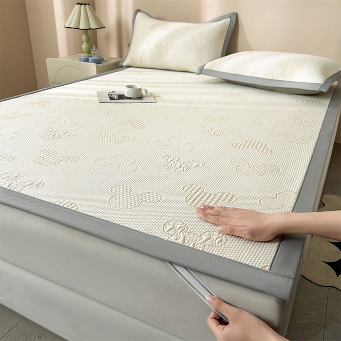 91家纺网 家纺一手货源 找家纺 （总）雯豆家纺 2025新款PE高分子凉感提花凉席三件套绑带款席子平铺席