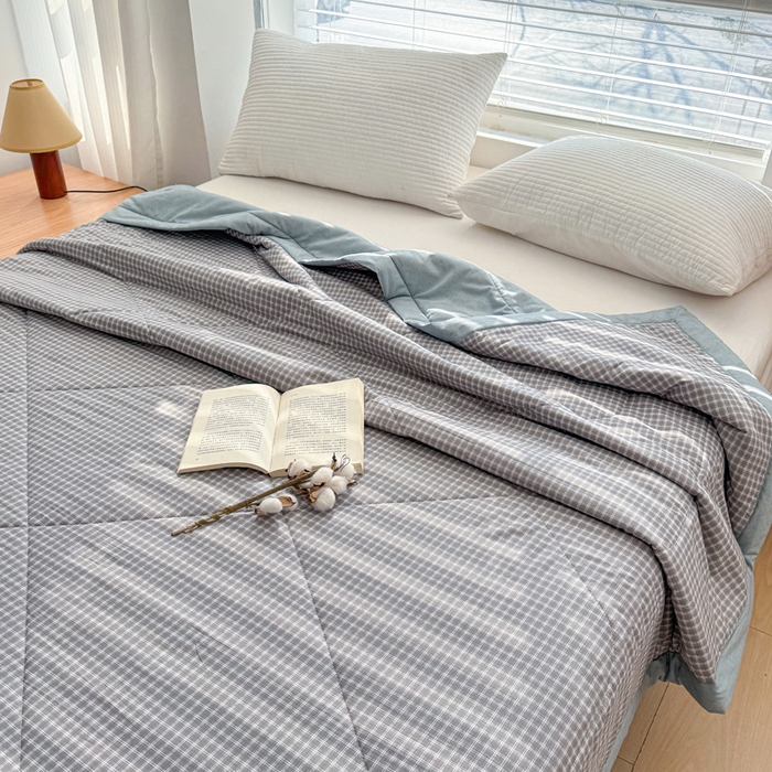 91家纺网 家纺一手货源 找家纺 棉乐町家居 2025新款里外全棉手包边棉花夏被 细灰条