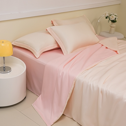 91家纺网 家纺一手货源 找家纺 多乐家纺 2025新款水洗冰丝真丝纯色双拼枕套 奶昔白+玫瑰粉