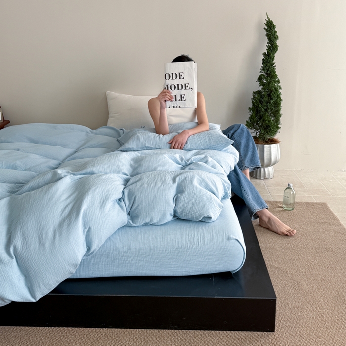 91家纺网 家纺一手货源 找家纺 山舍家居 2025新款皱皱双层纱纯色四件套 冰河蓝