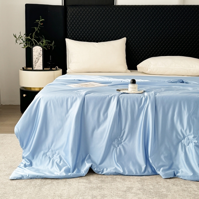 91家纺网 家纺一手货源 找家纺 茧羽世家 2025新款流光溢彩系列夏被夏被夏凉被空调被 流光溢彩 兰