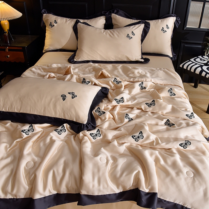 91家纺网 家纺一手货源 找家纺 大麦家纺 2025新款水洗天丝绣花款夏被四件套 蝴蝶飞飞-奶杏