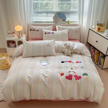 91家纺网 家纺一手货源 找家纺 （总）如意朵 2025新款全棉双层纱小清新绣花四件套（专版花型）