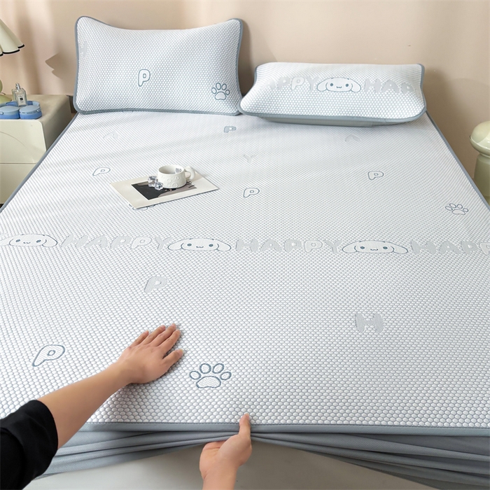 91家纺网 家纺一手货源 找家纺 雯豆家纺 2025新款PE凉感提花冰丝床笠三件套全包中分子床罩床垫保护套 大耳朵朵-床笠款