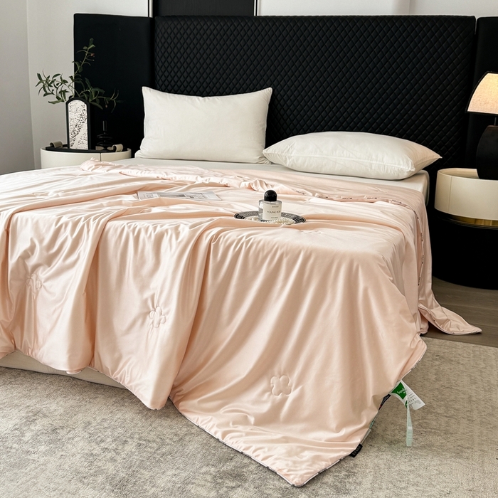 91家纺网 家纺一手货源 找家纺 茧羽世家 2025新款流光溢彩系列夏被夏被夏凉被空调被 流光溢彩 玉