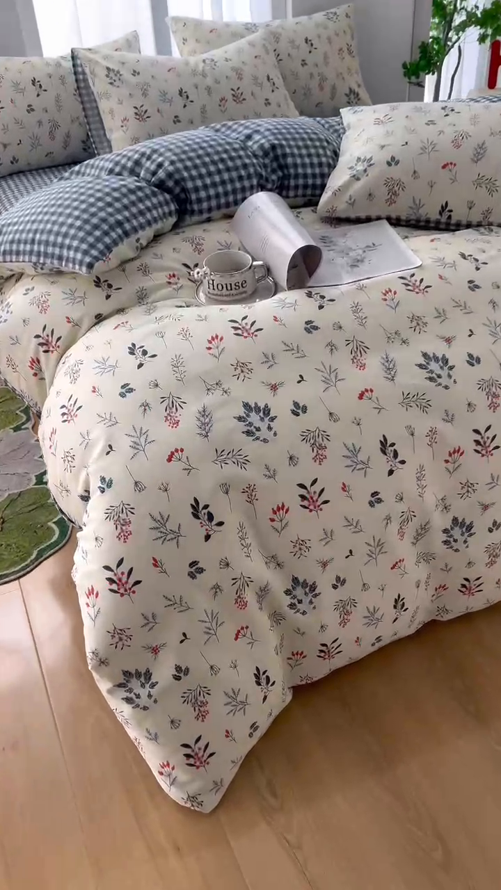 91家纺网 家纺一手货源 找家纺 黛妮雅 2025新款AB版全棉印花床单款全棉四件套 送买家秀 花田物语