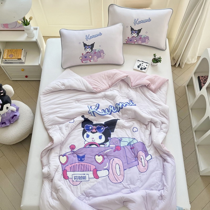 91家纺网 家纺一手货源 找家纺 蘭菲家纺 2025新款三丽鸥卡通印花夏被 兜风