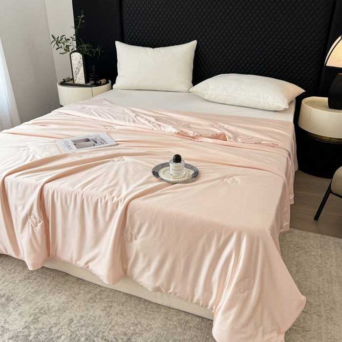 91家纺网 家纺一手货源 找家纺 茧羽世家 2025新款流光溢彩系列夏被夏被夏凉被空调被 流光溢彩 玉