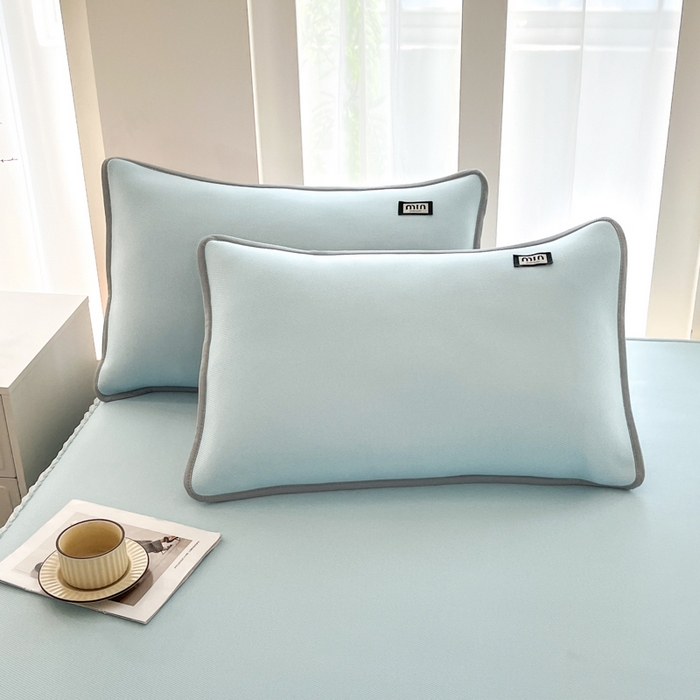 91家纺网 家纺一手货源 找家纺 子曰 2025新款A类高分子PE小清新凉感席系列-床裙款  小清新-天蓝