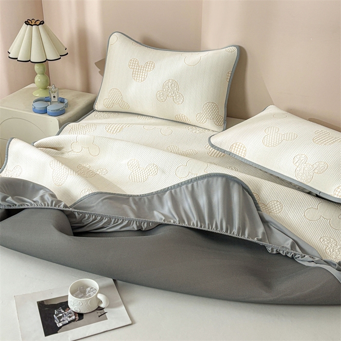 91家纺网 家纺一手货源 找家纺 （总）雯豆家纺 2025新款PE凉感提花冰丝床笠三件套全包中分子床罩床垫保护套