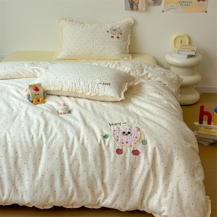 91家纺网 家纺一手货源 找家纺 潘朵拉家纺 2025新款全棉双层纱面包超人系列四件套 面包超人黄